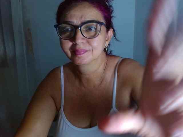 LorenaTits webcam