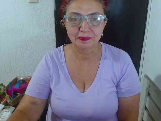 LorenaTits webcam
