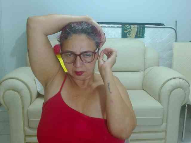 LorenaTits webcam