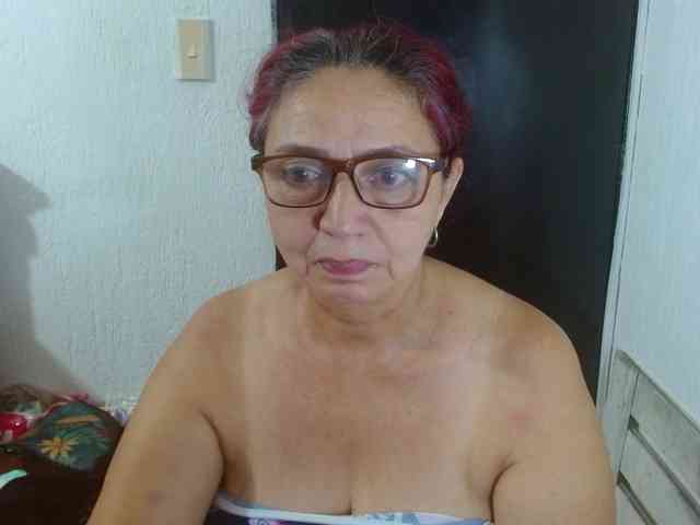 LorenaTits webcam