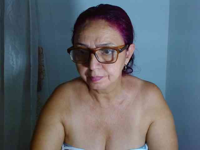 LorenaTits webcam