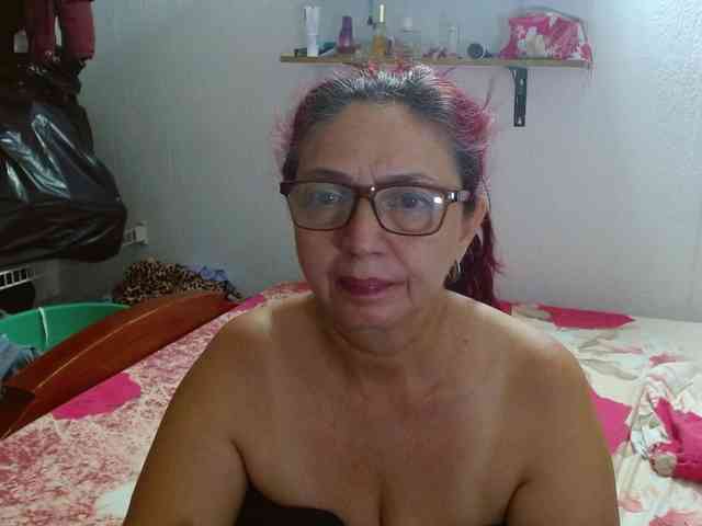 LorenaTits webcam