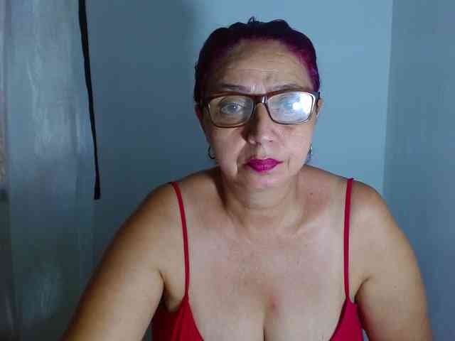 LorenaTits webcam