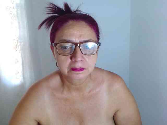 LorenaTits webcam