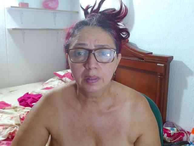 LorenaTits webcam
