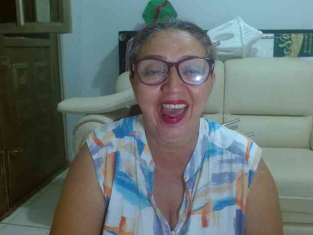 LorenaTits webcam