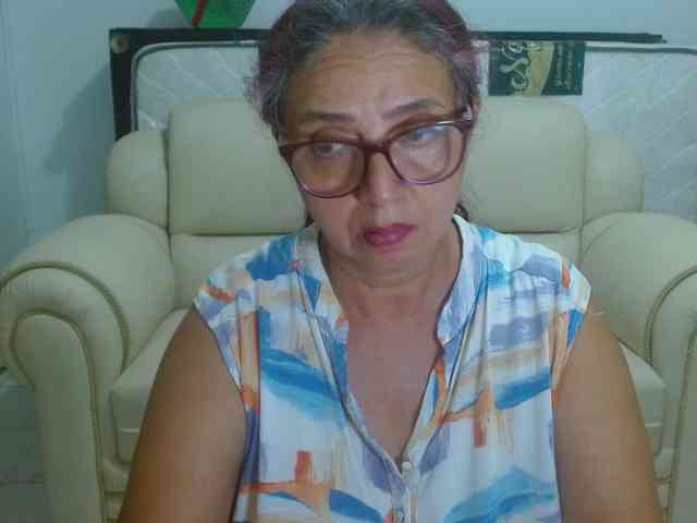 LorenaTits webcam