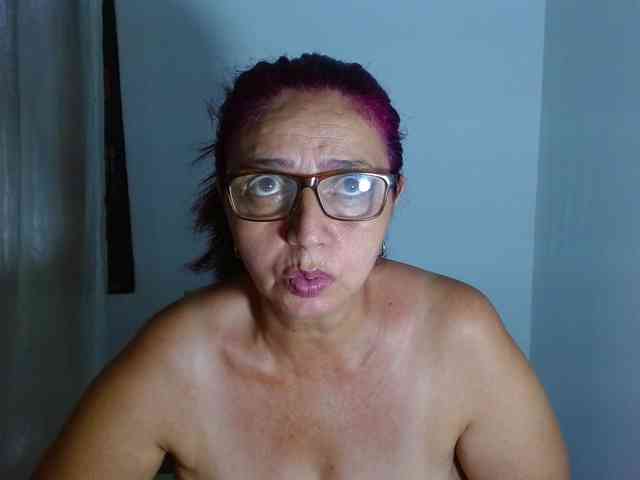 LorenaTits webcam