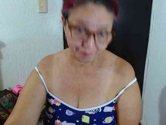 LorenaTits webcam