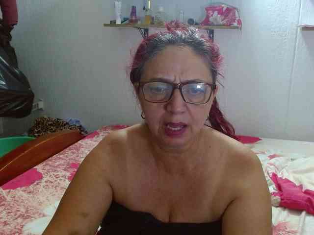 LorenaTits webcam