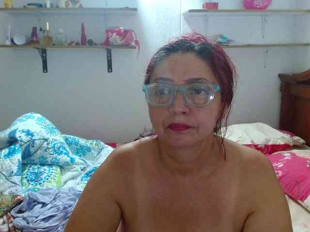 LorenaTits webcam