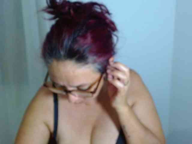 LorenaTits webcam