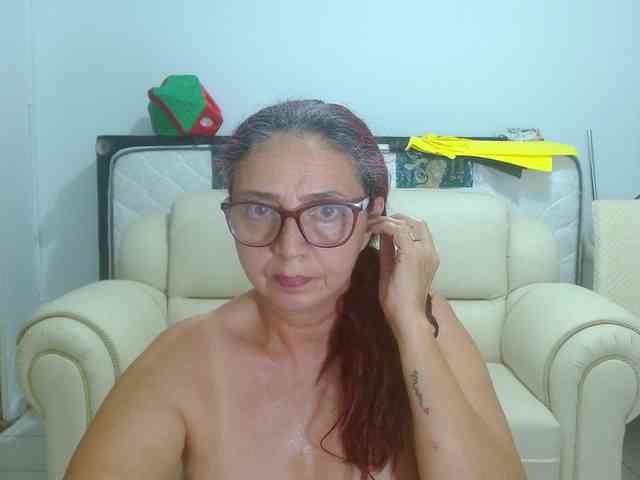 LorenaTits webcam