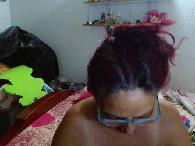 LorenaTits webcam