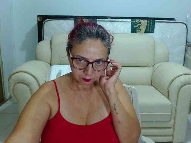 LorenaTits webcam