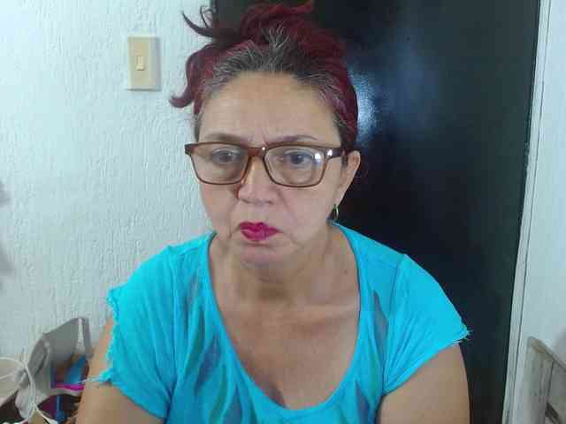 LorenaTits webcam