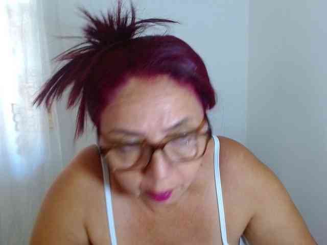LorenaTits webcam