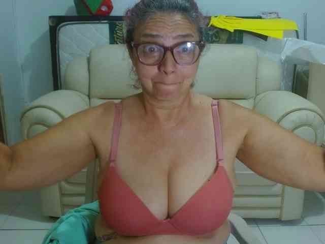 LorenaTits webcam