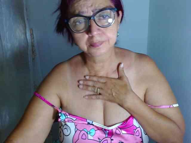 LorenaTits webcam
