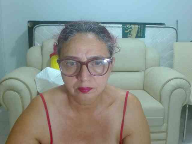 LorenaTits webcam