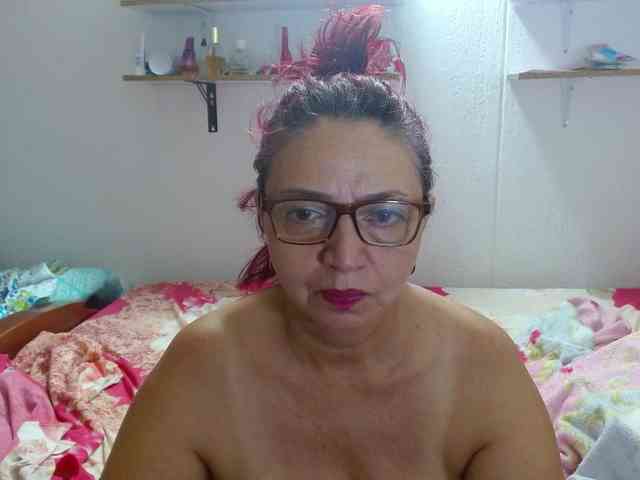 LorenaTits webcam