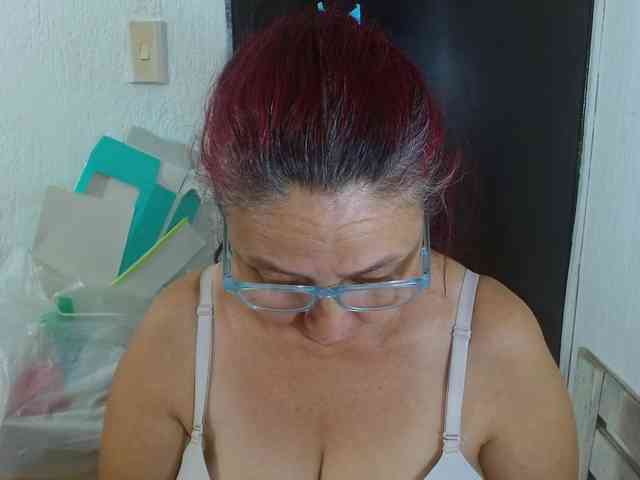 LorenaTits webcam