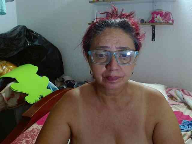 LorenaTits webcam