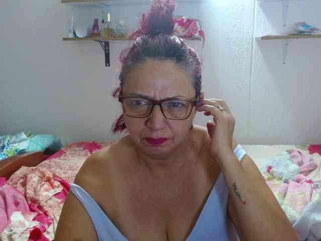 LorenaTits webcam