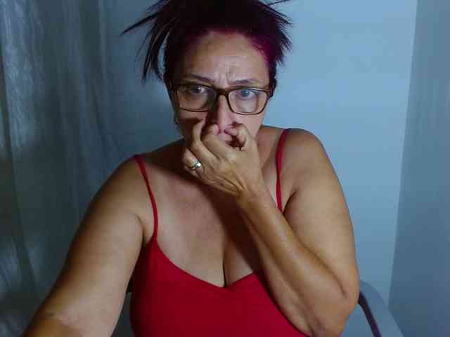 LorenaTits webcam