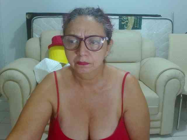 LorenaTits webcam