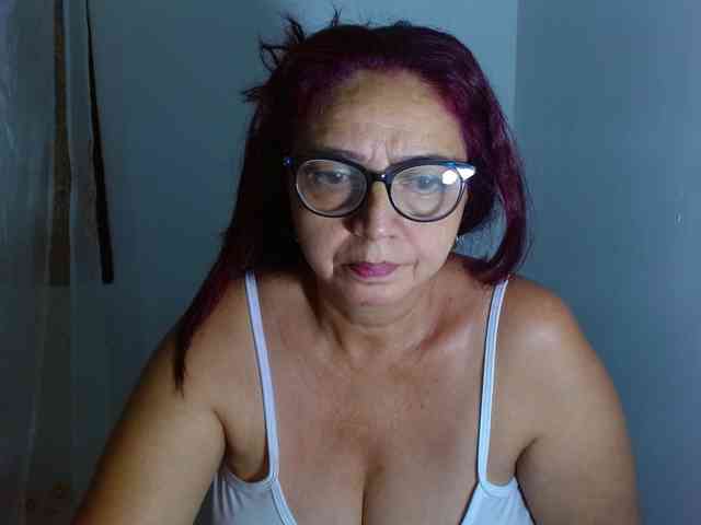 LorenaTits webcam