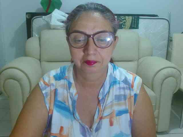 LorenaTits webcam
