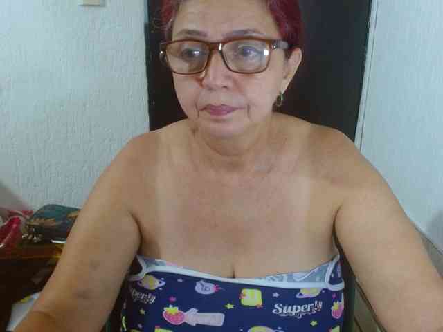 LorenaTits webcam