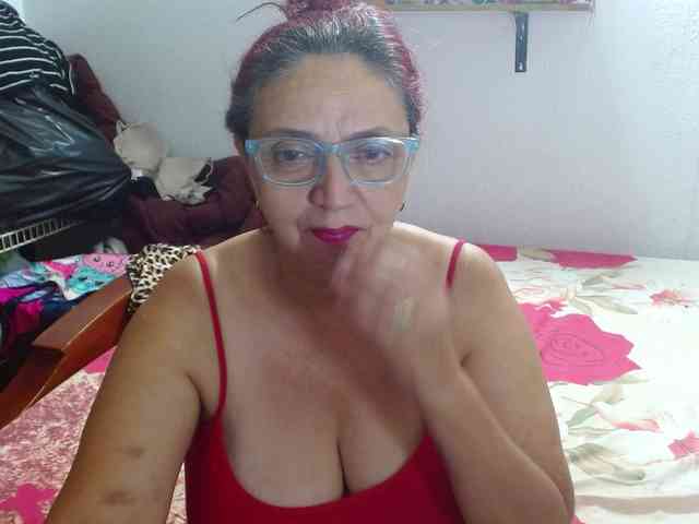 LorenaTits webcam