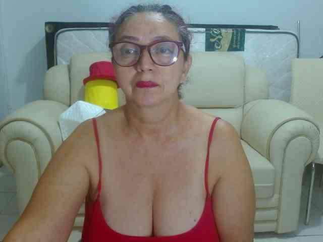 LorenaTits webcam