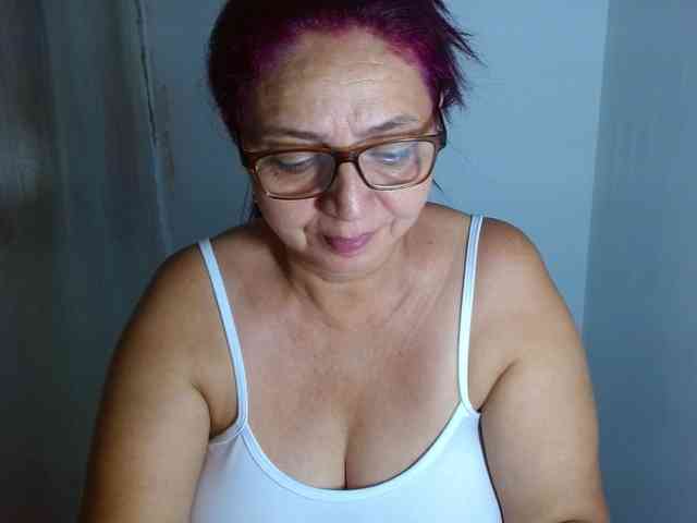 LorenaTits webcam