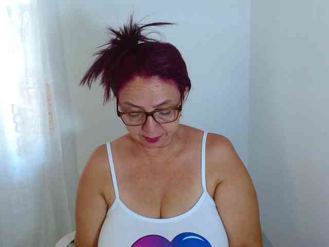 LorenaTits webcam