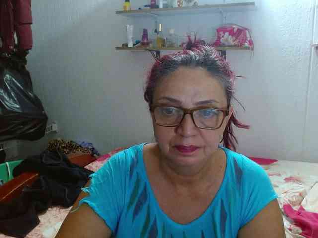 LorenaTits webcam
