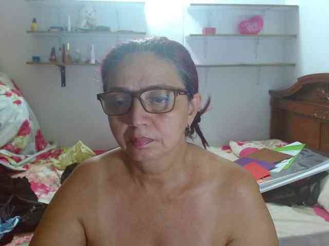 LorenaTits webcam