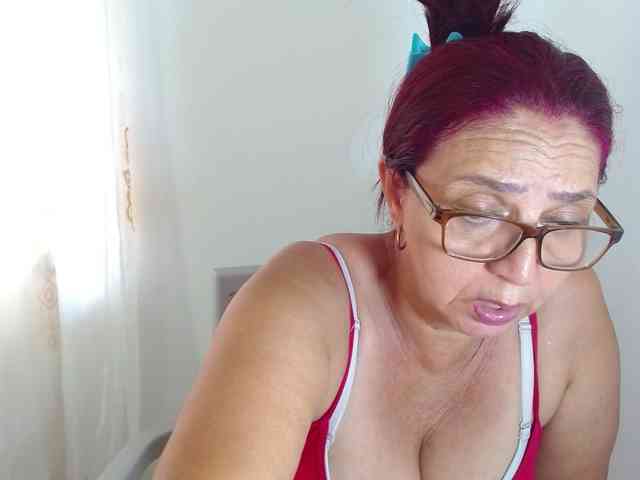 LorenaTits webcam