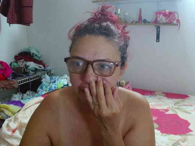 LorenaTits webcam