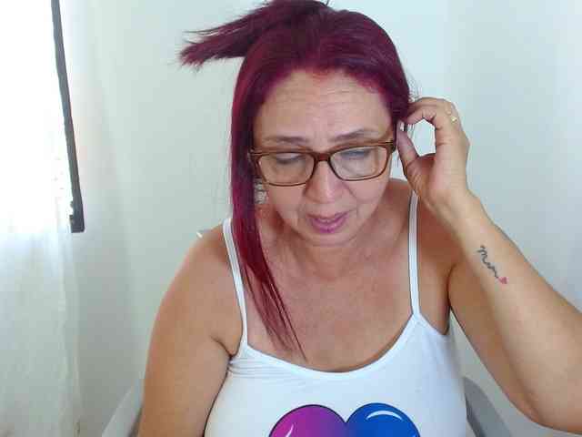 LorenaTits webcam