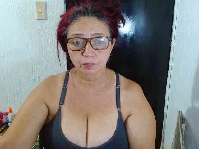 LorenaTits webcam