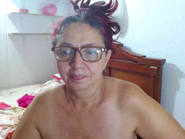 LorenaTits webcam