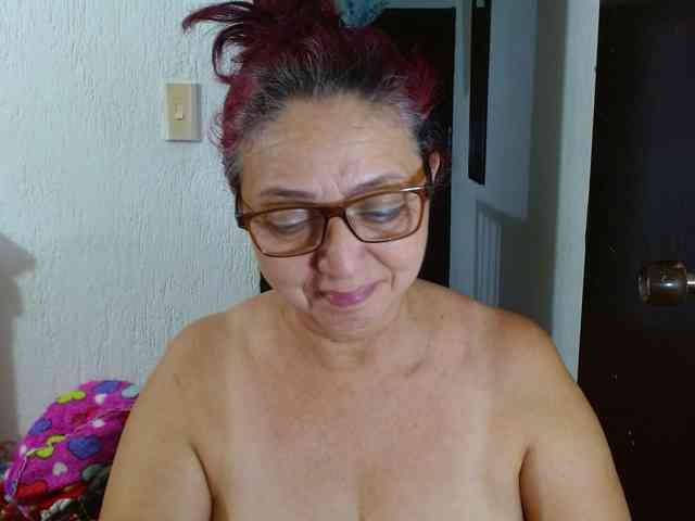 LorenaTits webcam