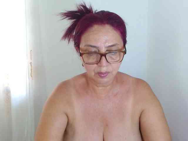 LorenaTits webcam
