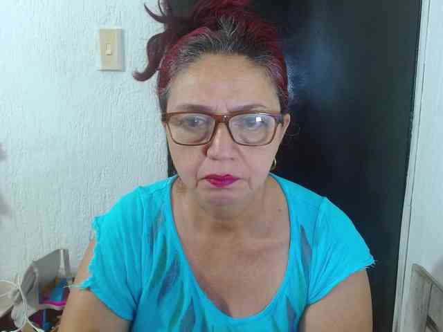 LorenaTits webcam