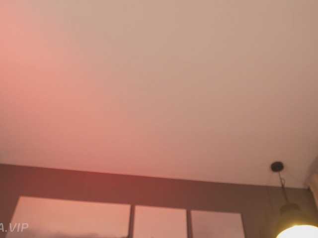 Nikki-Gia's BongaCams show and profile