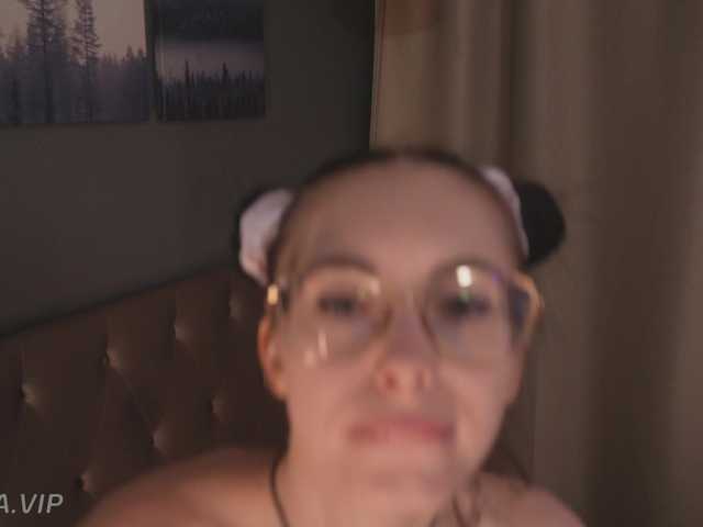 Nikki-Gia's BongaCams show and profile