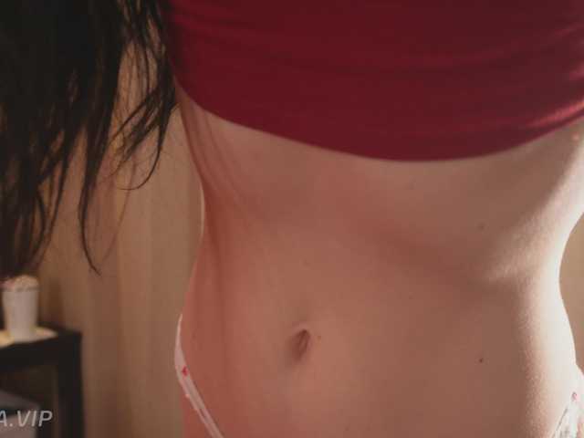 Nikki-Gia's BongaCams show and profile